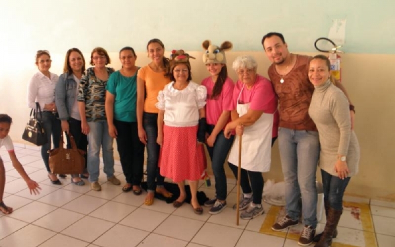 PROJETO “O Casamento da Dona Baratinha”