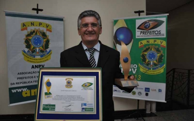 Jacarezinho fica entre as 100 cidades do país em Excelência de Gestão