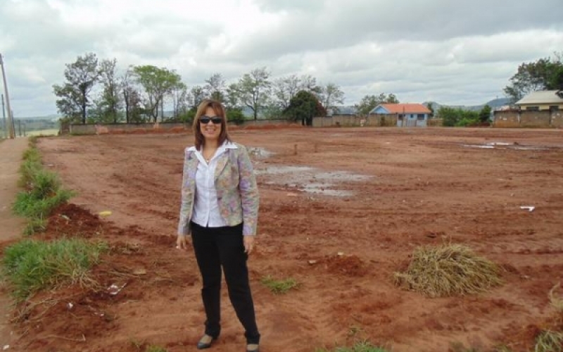 Começa terraplanagem para construção de supercreche no Aeroporto