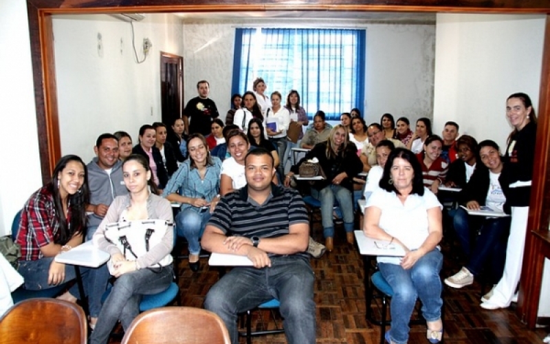 Epidemiologia capacita agentes contra Hepatite