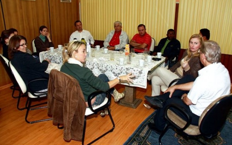 Reunião de Legislativo e Executivo