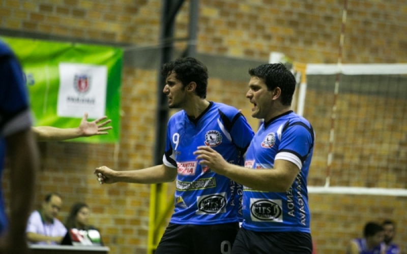 Jacarezinho se torna campeão paranaense no voleibol masculino