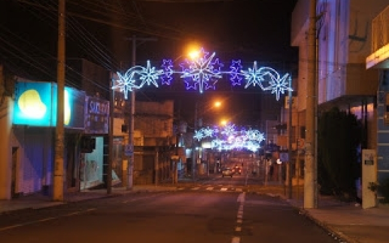 Jacarezinho está mais iluminada neste natal