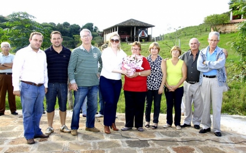 Obras municipais prestam homenagem a famílias pioneiras