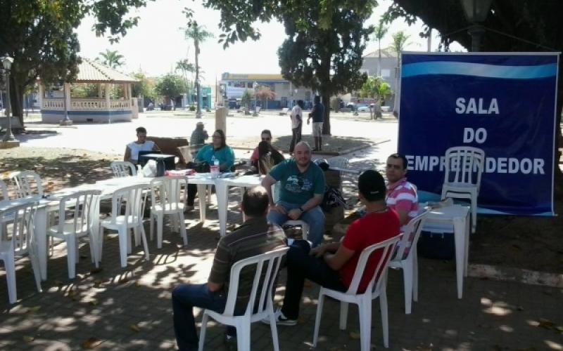 Bairro Empreendedor realiza 250 atendimentos