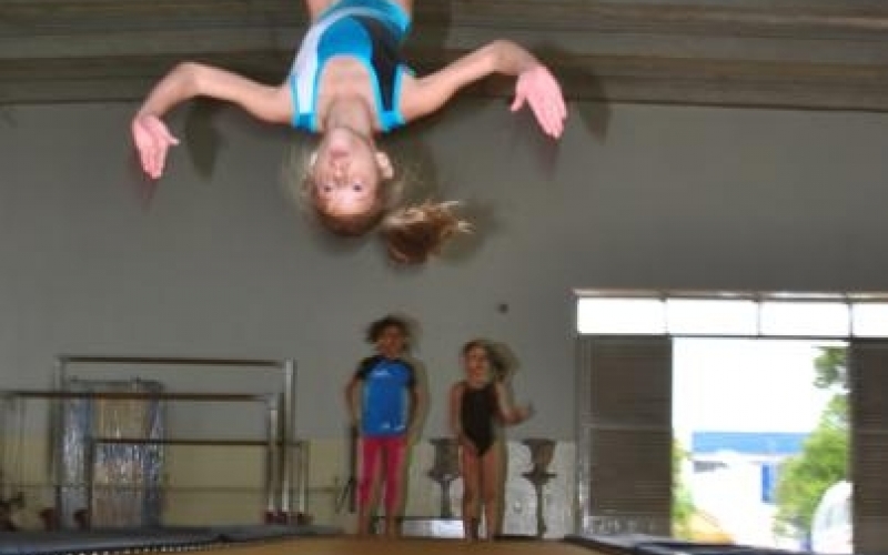 Jacarezinho conquista medalhas em prova de Ginástica Rítmica