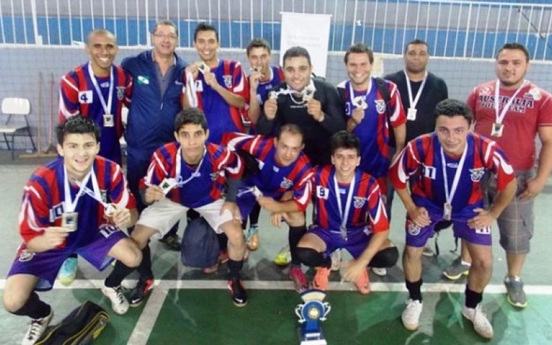 Toinho Água e Gás é campeão do campeonato de futsal de Jacarezinho