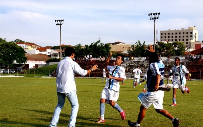 Em jogo emocionante, Jacarezinho empata em 3 a 3 com Figueira 