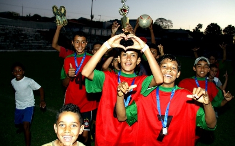 Departamento de Esportes realiza torneio de Dia dos Pais 