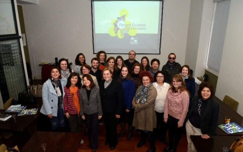 Jacarezinho participa encontro Economia Criativa 