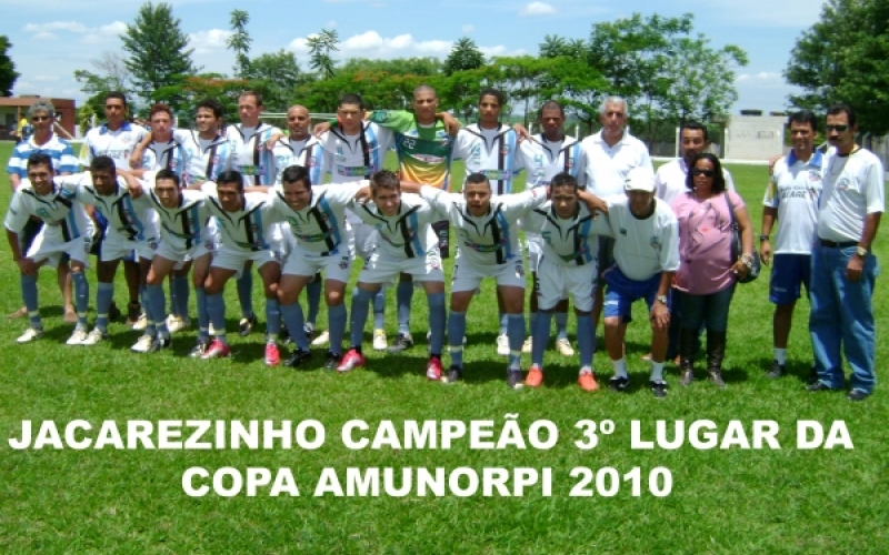 Hoje tem Jacarezinho contra Santo Antonio na Esportiva