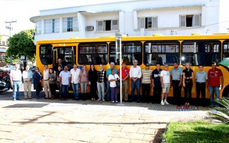 E chega mais um Ônibus adaptado para portadores de necessidades especiais 