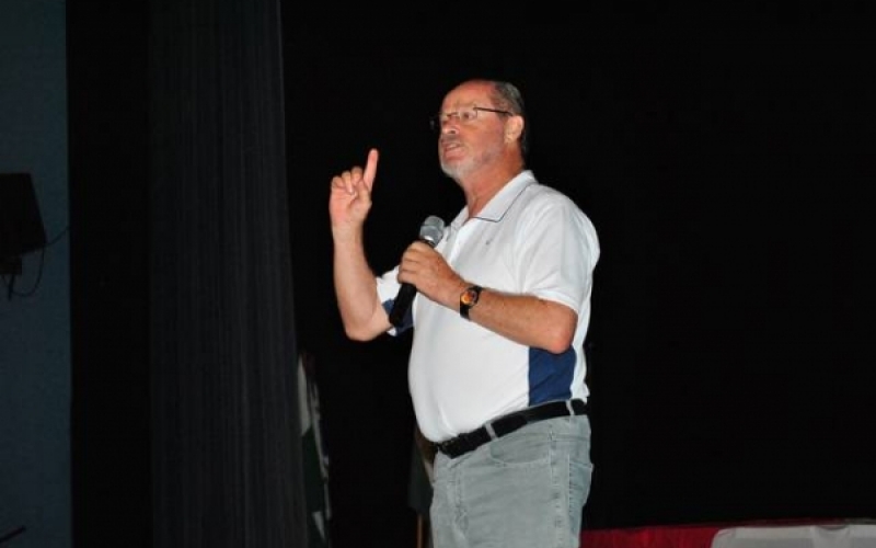 Vasco Moretto palestra para professores na abertura do ano letivo