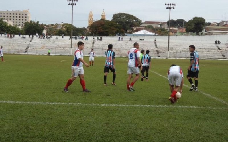 Santo Antônio da Platina vence Aeroporto na Copa Amador Regional