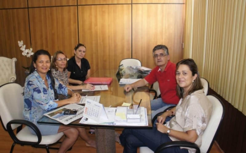 Reunião levanta demandas na área da educação