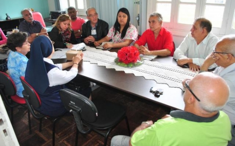 Representantes da sociedade civil compõem Conselho Municipal dos Direitos do Idoso