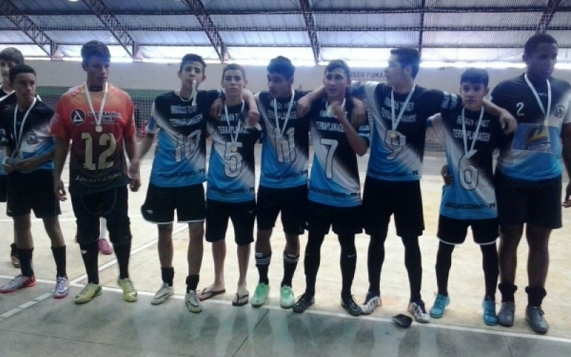 Jacarezinho é campeão no futsal masculino dos Jogos Escolares