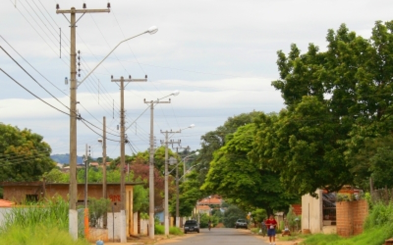 Vila Rural Novo Texas ganha iluminação pública