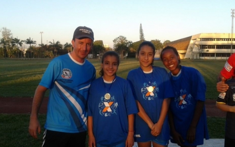 Escolinha de Atletismo participa de evento em Campo Mourão