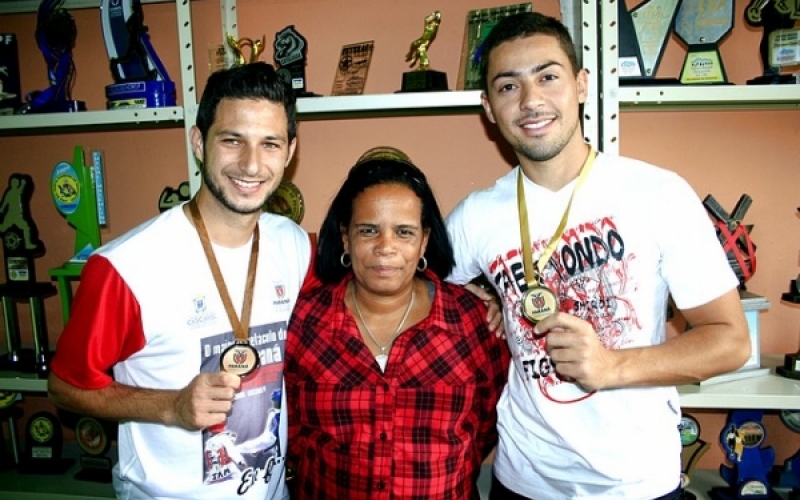 Atletas de Jacarezinho se destacam no 30º Campeonato Paranaense de Tae Kwon Do