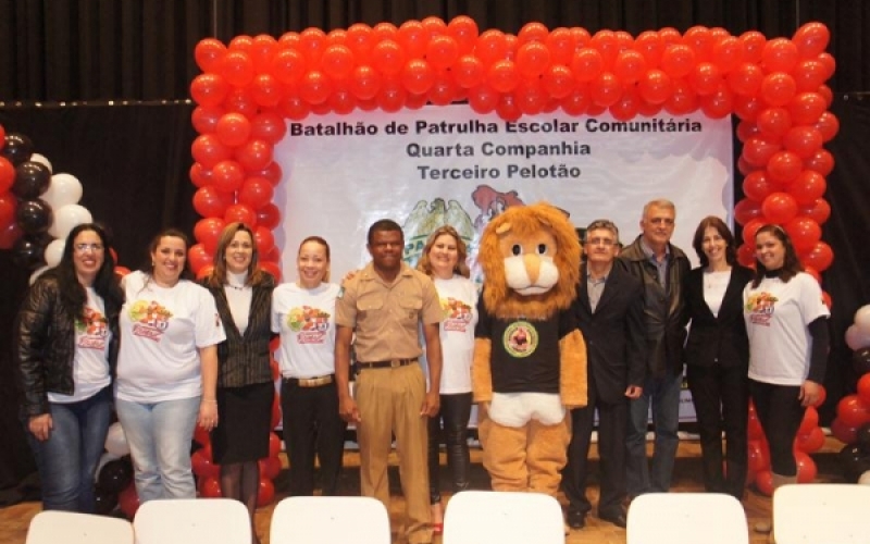 PROERD realiza formatura na rede municipal em Jacarezinho