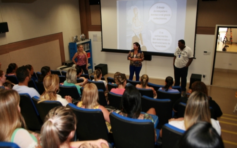 Formação para Monitores do Programa Mais Educação.