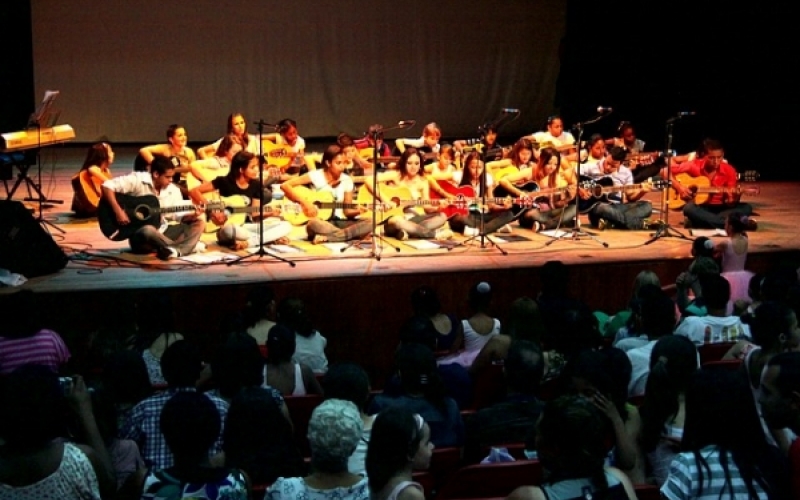 Departamento de Cultura finaliza ano letivo com apresentações 