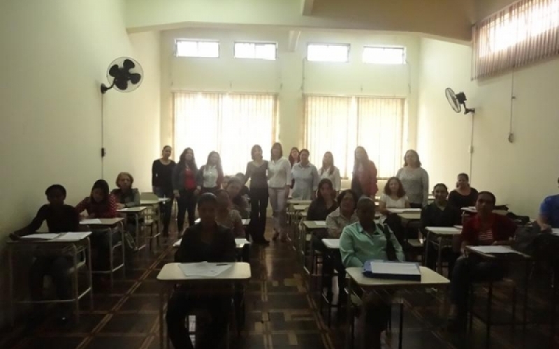 Convocados em concurso são recebidos pela Secretária de Educação