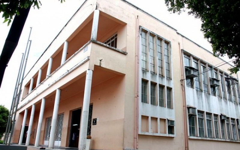 Prefeitura convoca três auxiliares administrativos e um agente comunitário