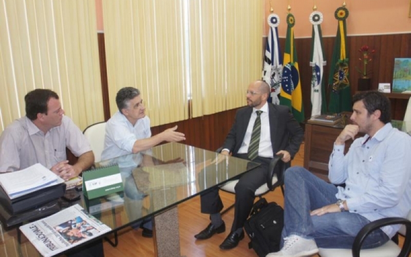 Dr. Sérgio recebe Juiz Federal