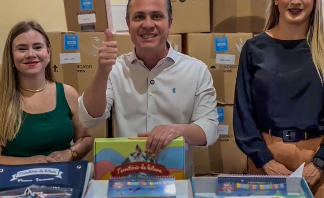 Sob gestão de Palhares Jacarezinho recebe R$ 3 milhões em materiais didáticos