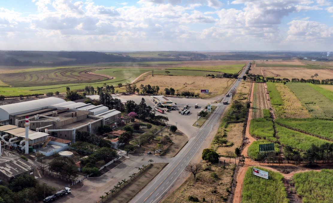 Palhares desapropria terrenos para instalação de empresas