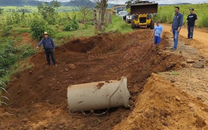 Recuperação da estrada da Cachoeira Dr. Ari Pronto garante mais mobilidade e segurança aos moradores!