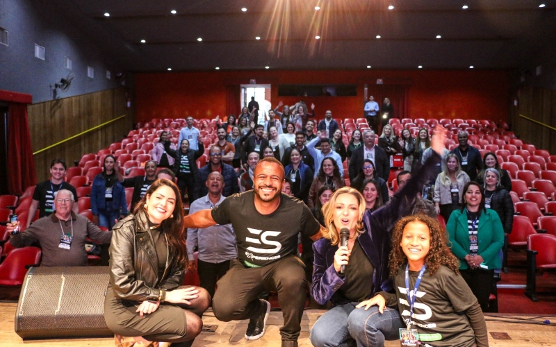ES EXPERIENCES movimenta Jacarezinho com palestras, inovação e networking